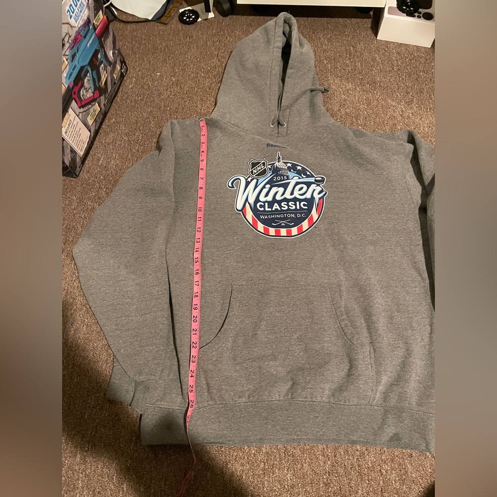 Reebok nhl 2015 winter classic hooded sweatshirt size xl